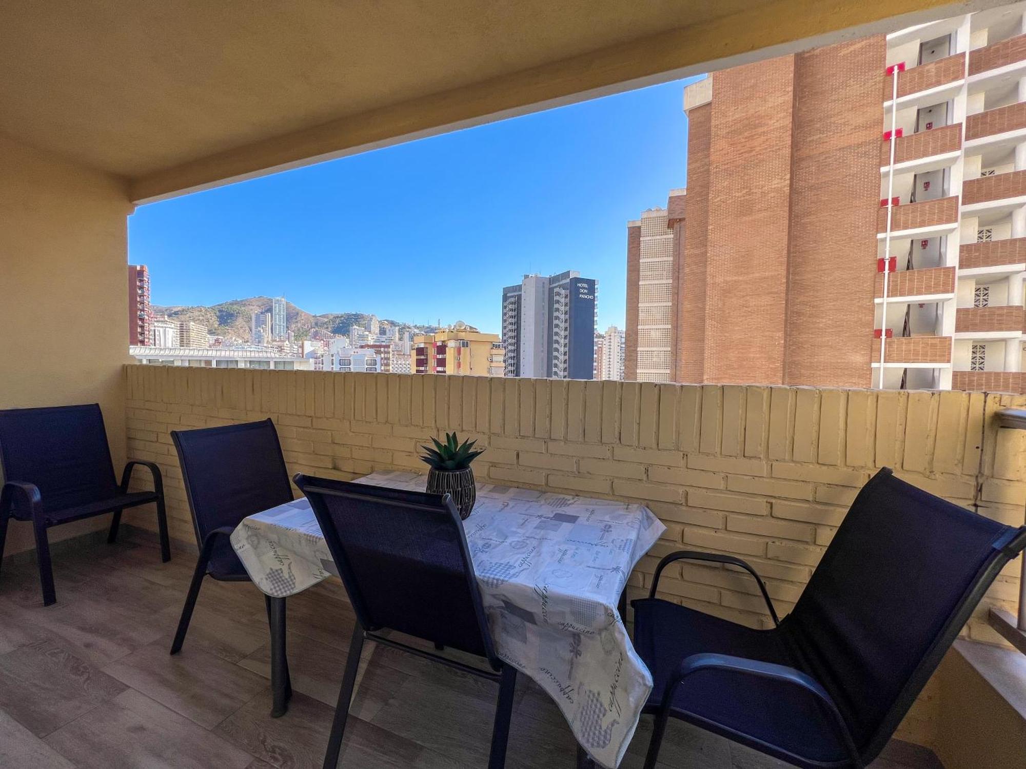 Karola Cosy Apartment Benidorm Exterior foto